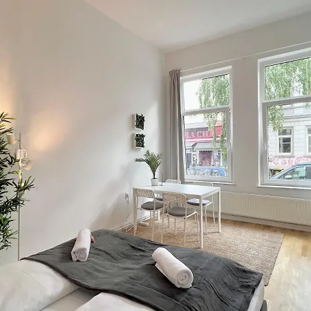 Jungle Retreat Apartments Im Zentrum Bremen Exterior photo