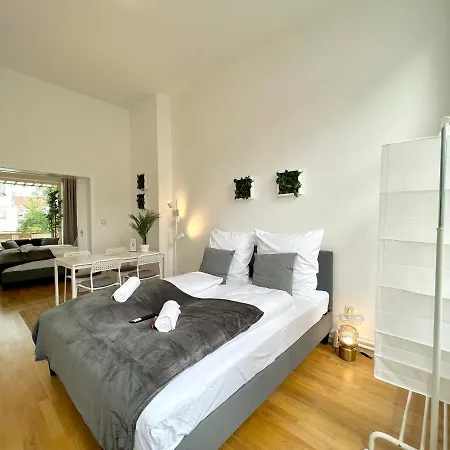Jungle Retreat Apartments Im Zentrum Bremen Exterior photo
